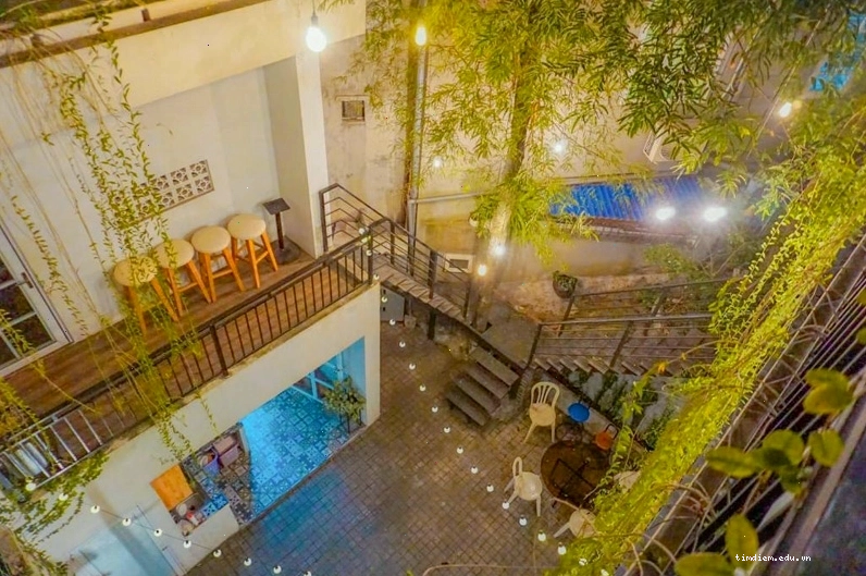 The Bay - Homestay Hạ Long với không gian xanh mát