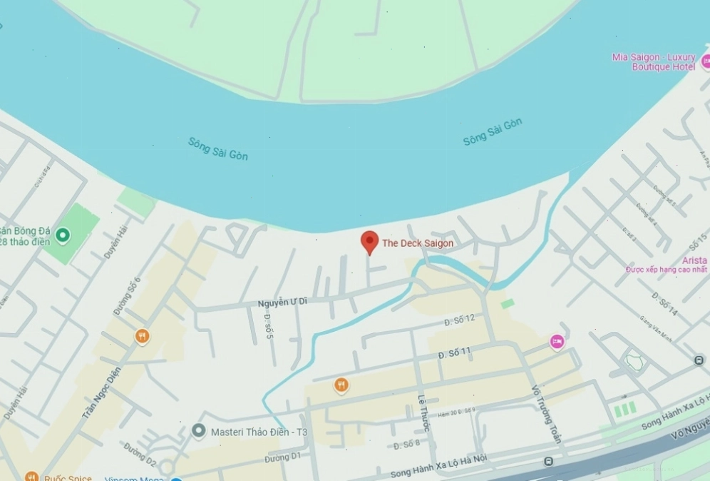 The Deck Bar nằm ở số 38 Nguyễn Ư Dĩ, quận 2, TP Hồ Chí Minh