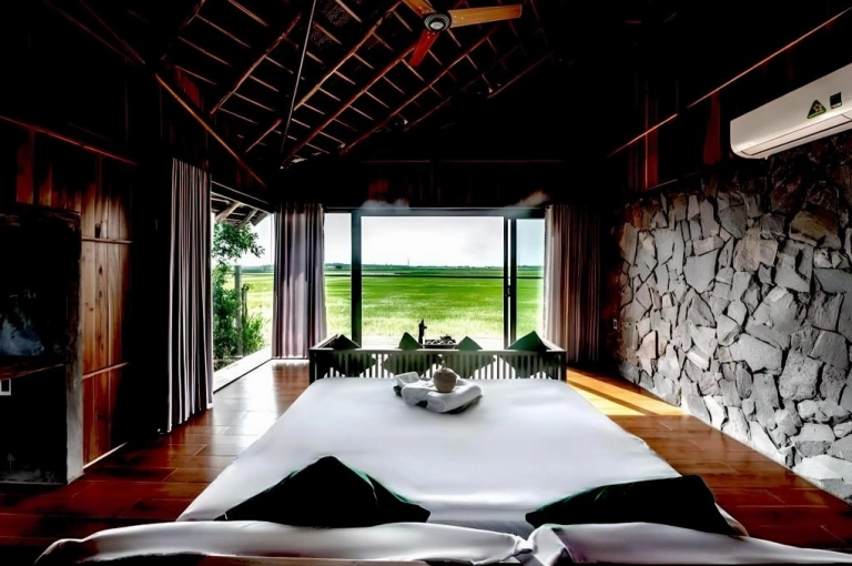 The Ruộng Resort: Trải nghiệm nghỉ dưỡng yên bình giữa lòng Hồ Tràm