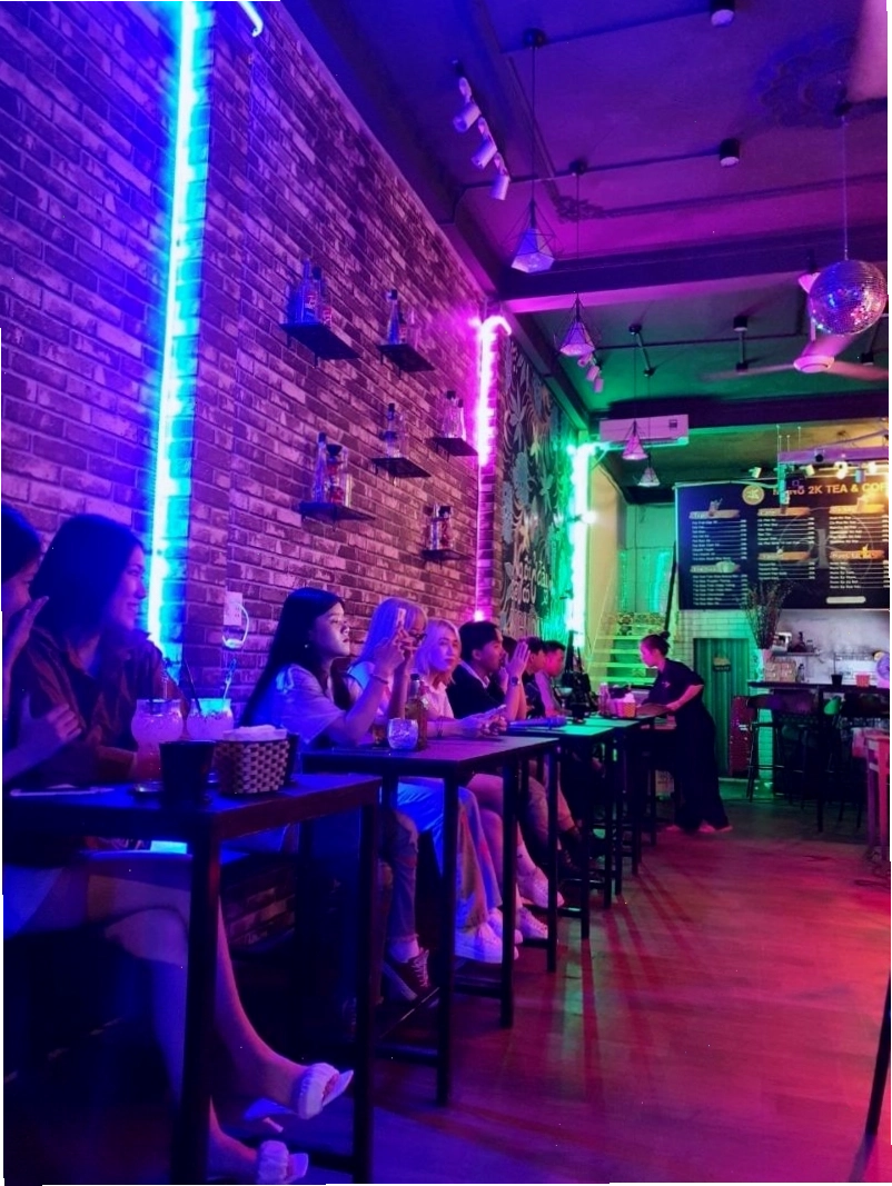 Thiết kế đa tầng độc đáo của Sing Coffee