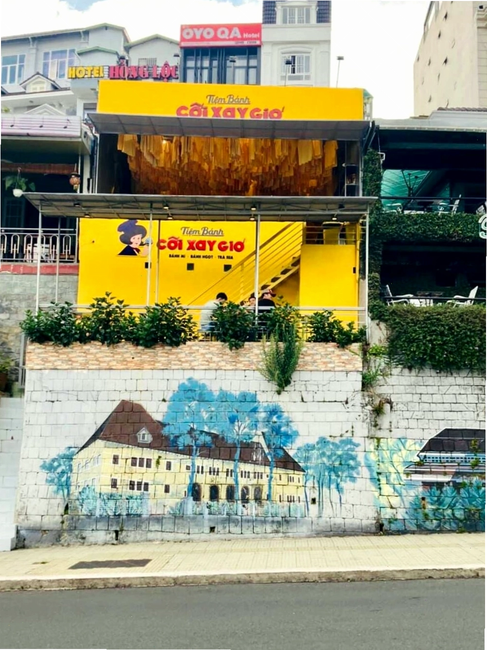 Thiết kế phòng ăn ấm cúng tại nhà hàng Cối Xay Gió