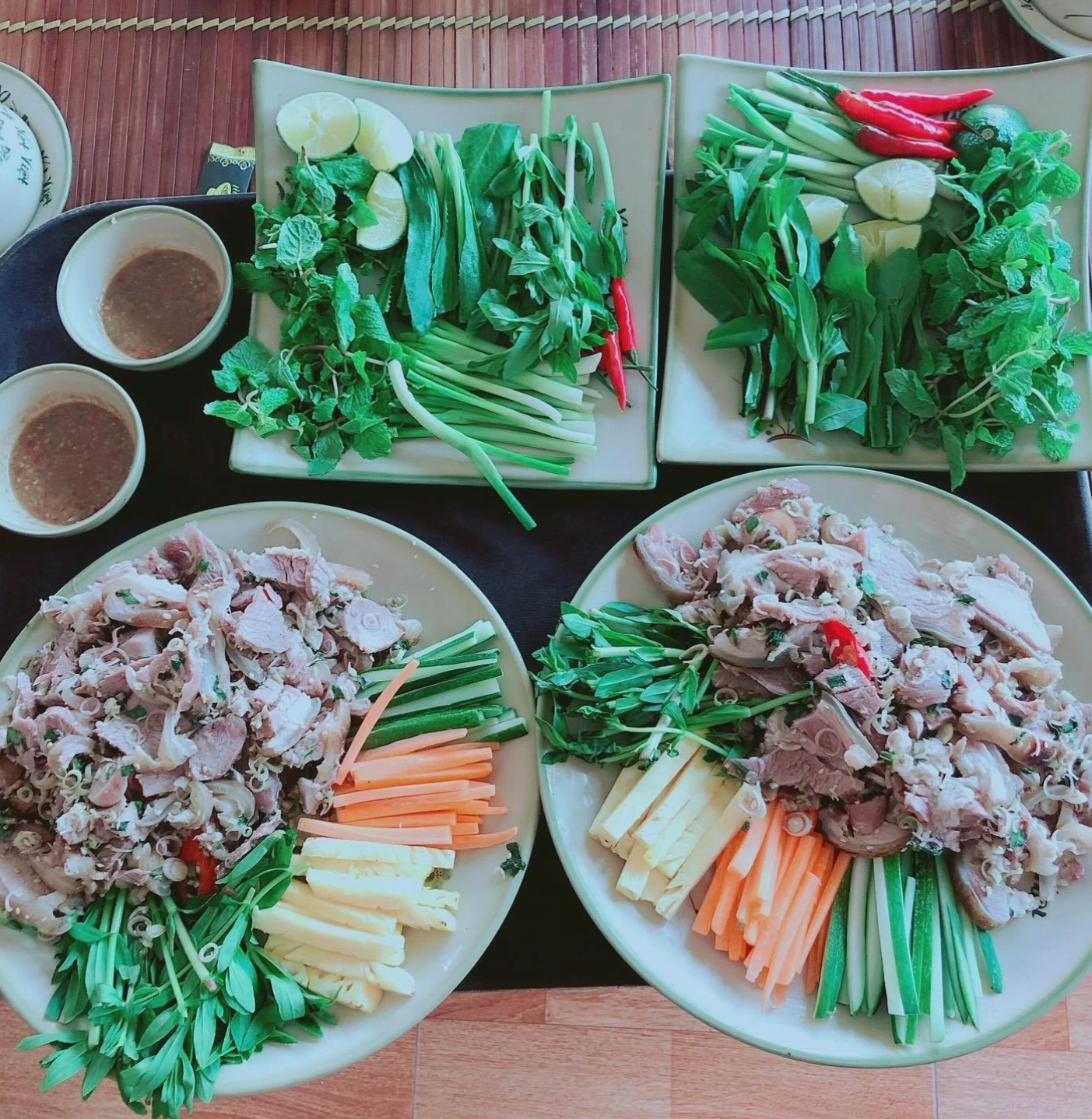 Thực đơn đa dạng các món ăn Việt Nam tại Nhà hàng Nét Việt
