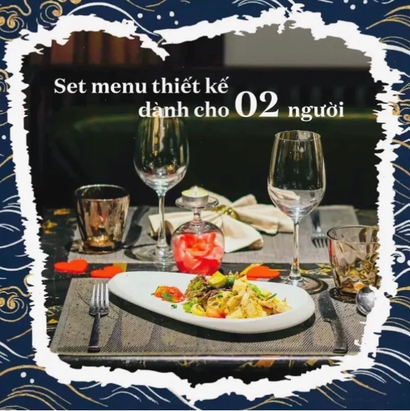 Thực đơn đa dạng tại một nhà hàng view đẹp ở Hà Nội