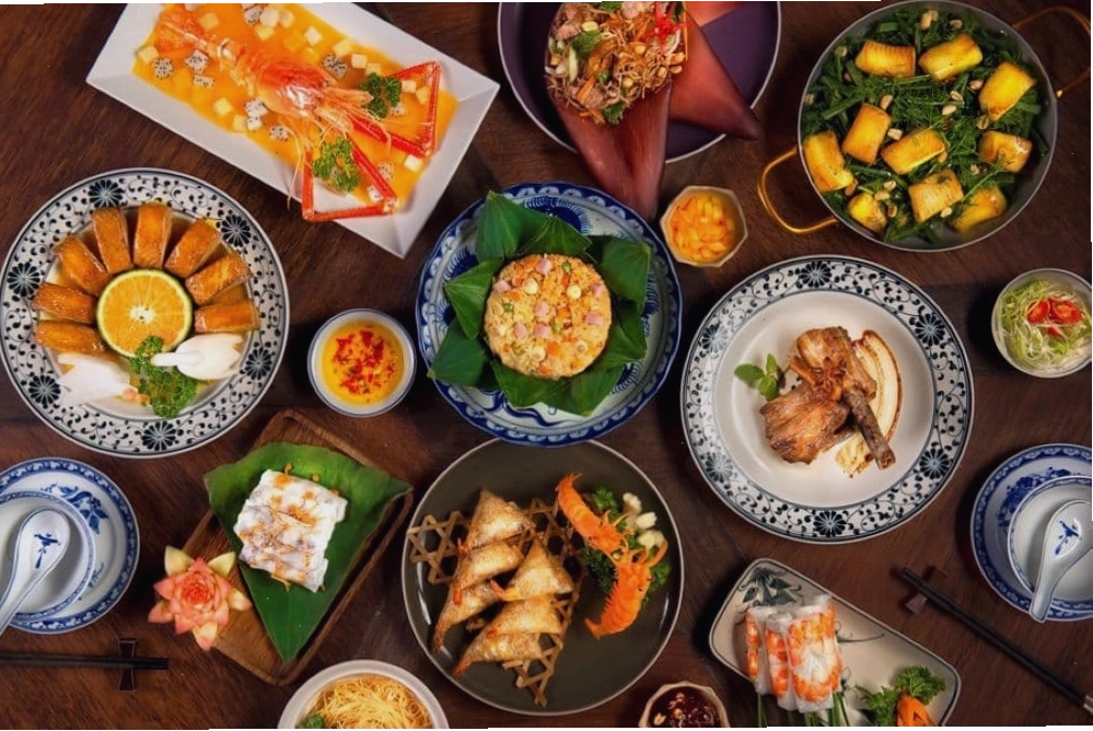 Thực đơn đa dạng tại Nhà hàng Mandarine với nhiều món ăn hấp dẫn