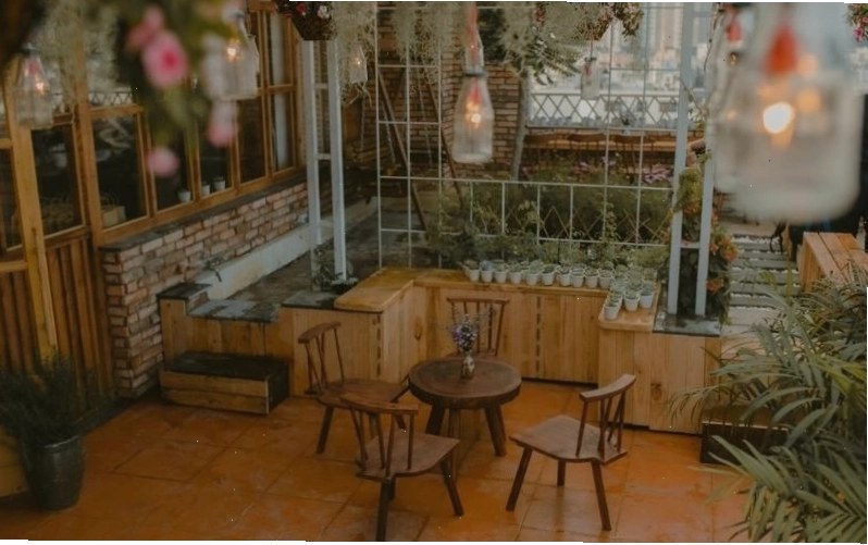 Thương Rooftop Quận 4 với tầm nhìn rộng rãi