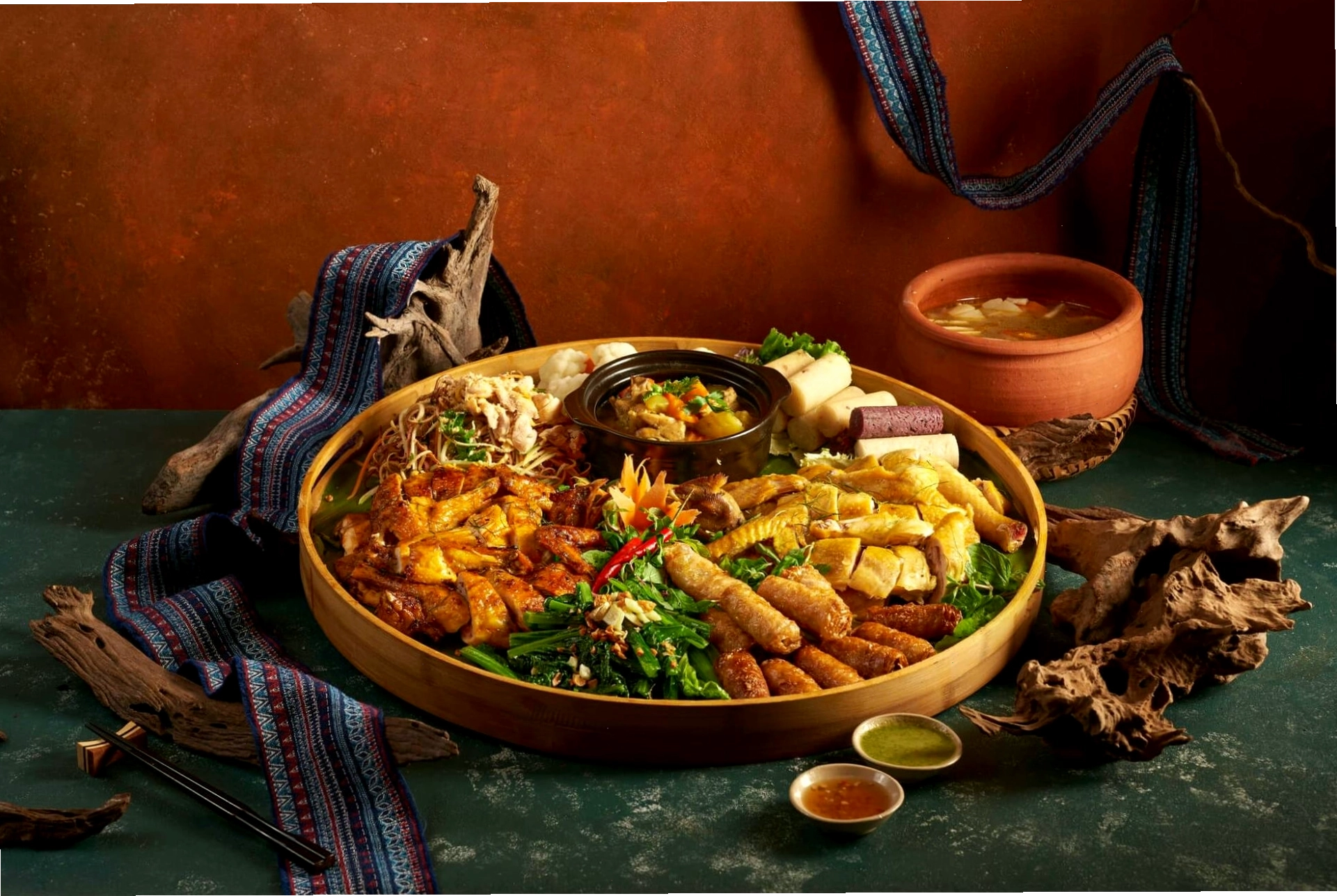 Thưởng thức các món ăn đặc sản hấp dẫn tại Kim Bôi