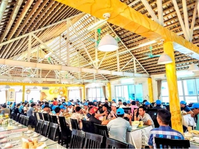 Thưởng thức đặc sản dê núi Ninh Bình tại Nhà hàng Thăng Long 3