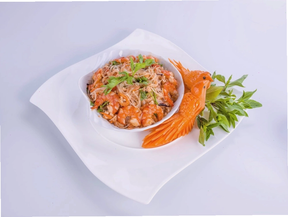 Thưởng thức món ngon với không gian sang trọng tại Nhà hàng hải sản San Hô