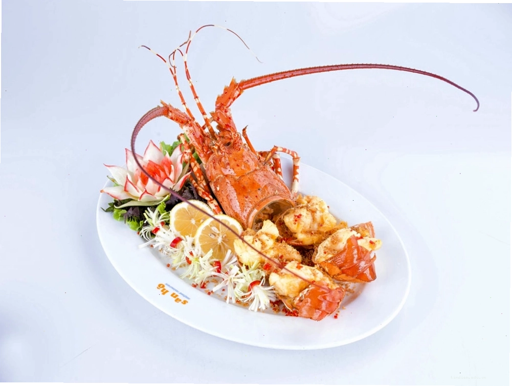 Thưởng thức món ngon với không gian sang trọng tại Nhà hàng hải sản San Hô