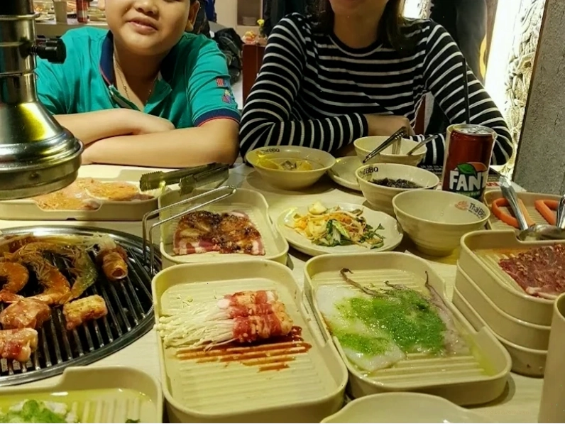 Tiệc BBQ Thái tại Vincom Xuân Khánh