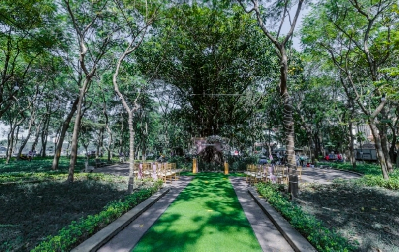 Tiệc cưới ngoài trời lãng mạn tại Trống Đồng Palace Linh Đàm với không gian sân vườn xanh mát