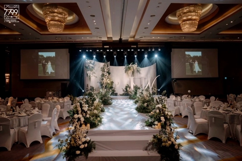 Tiệc cưới tại InterContinental Landmark 72 với không gian sang trọng