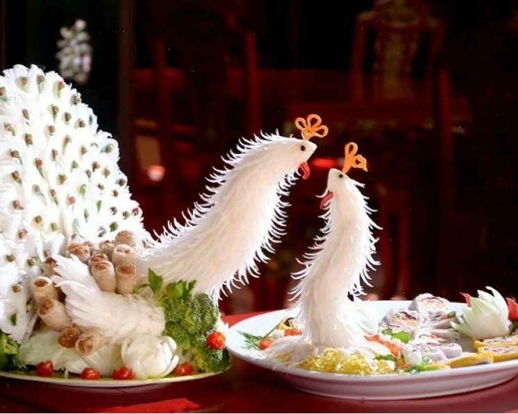 Tịnh Gia Viên - Nhà hàng ở Huế nổi tiếng với món nem công chả phụng mang đậm nét cung đình