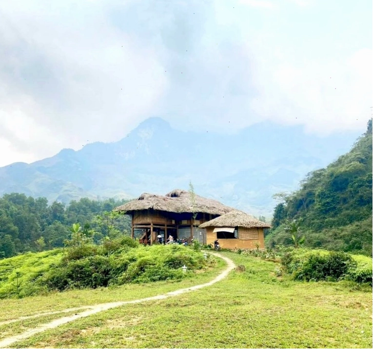 Tớ Dày Du Già Homestay với nét kiến trúc mộc mạc, gần gũi