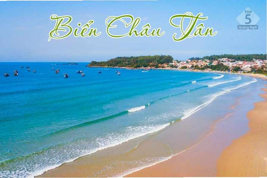 Toàn cảnh bãi biển Châu Tân với vẻ đẹp trong trẻo, hoang sơ