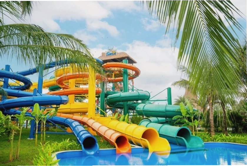 Toàn cảnh Công viên nước Hồ Tây