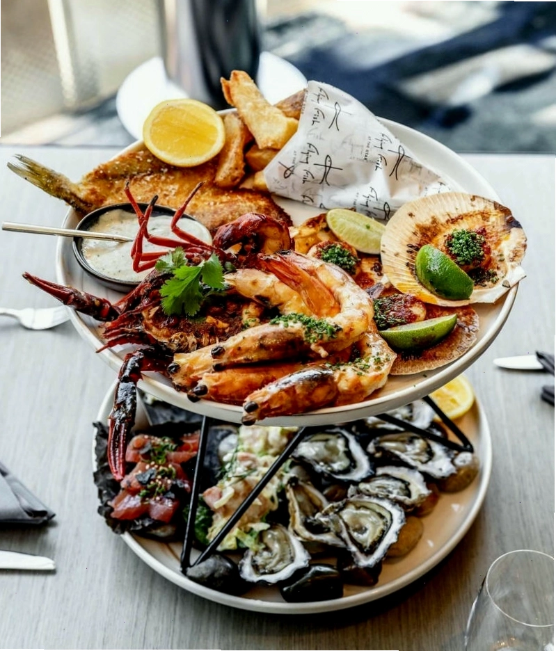 Toàn cảnh hồ bơi nước mặn lịch sử tại bãi biển Bondi