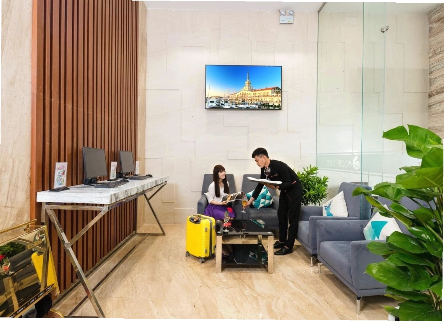 Toàn cảnh Sochi Hotel Nha Trang nhìn từ xa
