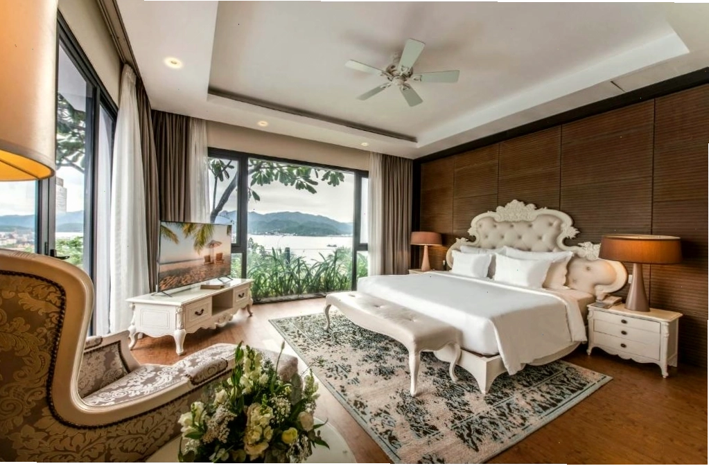 Toàn cảnh Vinpearl Resort & Spa Nha Trang Bay nhìn từ trên cao