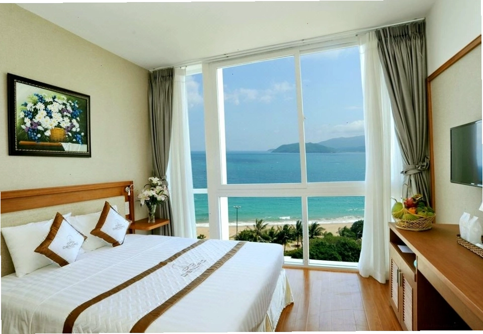 Tổng quan Khách sạn Dendro Nha Trang với vị trí mặt biển ấn tượng