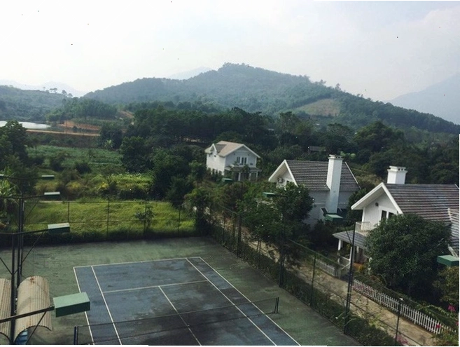 Tổng quan không gian xanh mát tại Family Resort Yên Bài