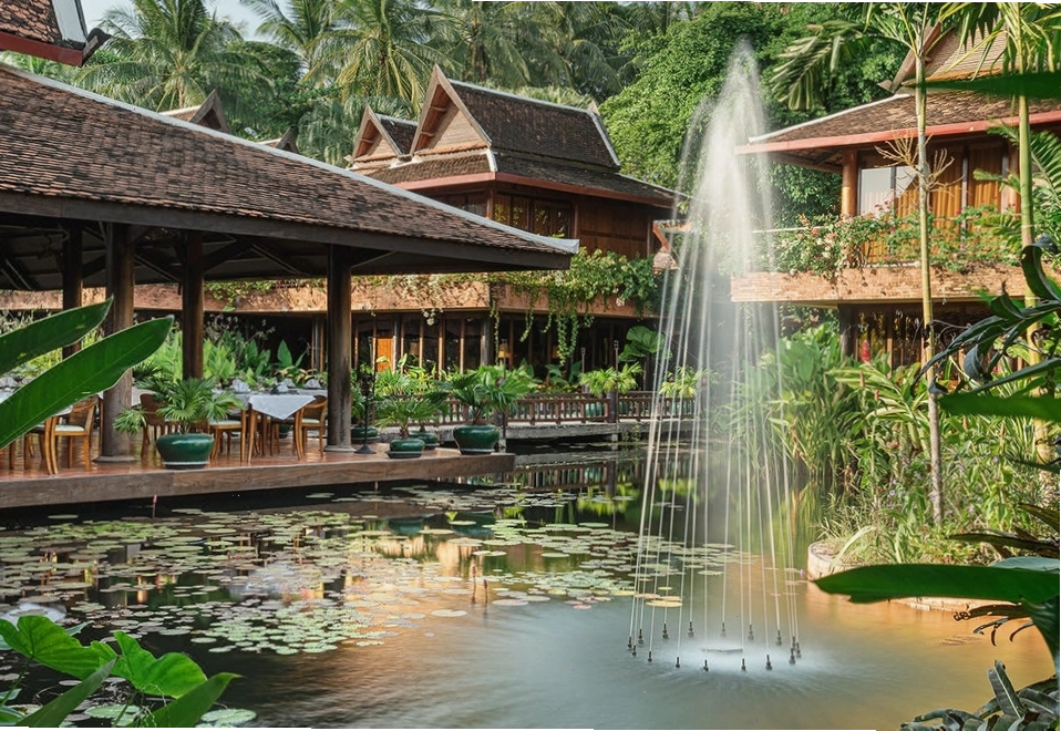 Tổng quan kiến trúc nhiệt đới của Angkor Village Hotel