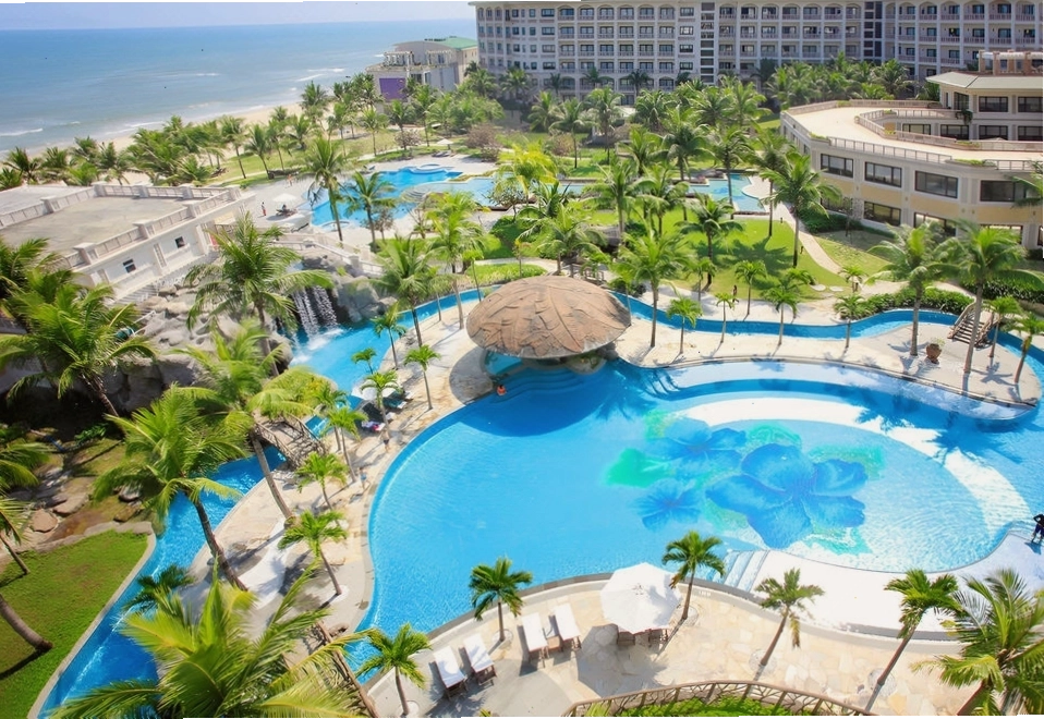 Tổng quan Olalani Resort & Condotel Đà Nẵng nhìn từ trên cao