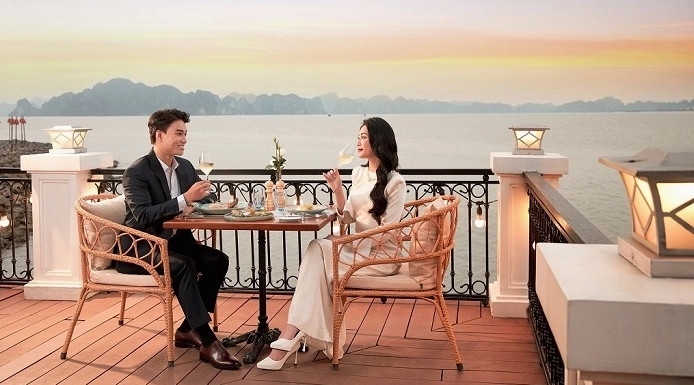 Top 8+ Nhà hàng ngon bổ rẻ ở Hạ Long: Trải nghiệm ẩm thực không thể bỏ lỡ 2026