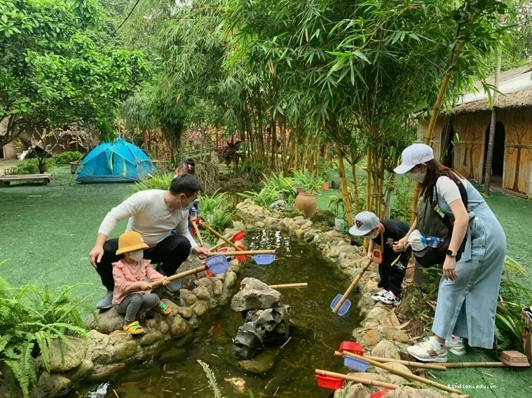 Trải nghiệm làm nông dân tại Trang trại Era House Hà Nội