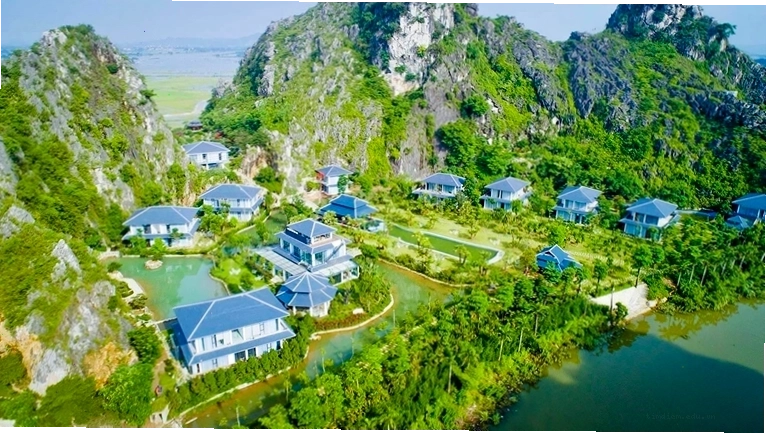 Trải nghiệm tắm khoáng nóng tại Minawa Kenhga Resort & Spa