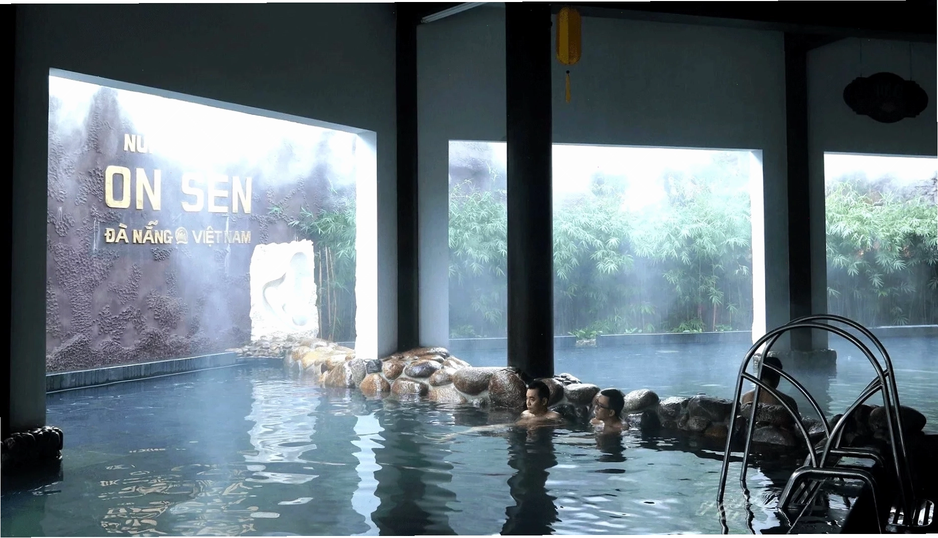 Trải nghiệm tắm khoáng Onsen theo phong cách Nhật Bản tại Núi Thần Tài