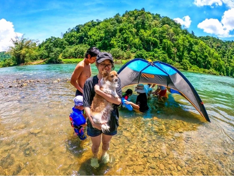 Trải nghiệm vui chơi với làn nước trong xanh tại Suối La Ngâu