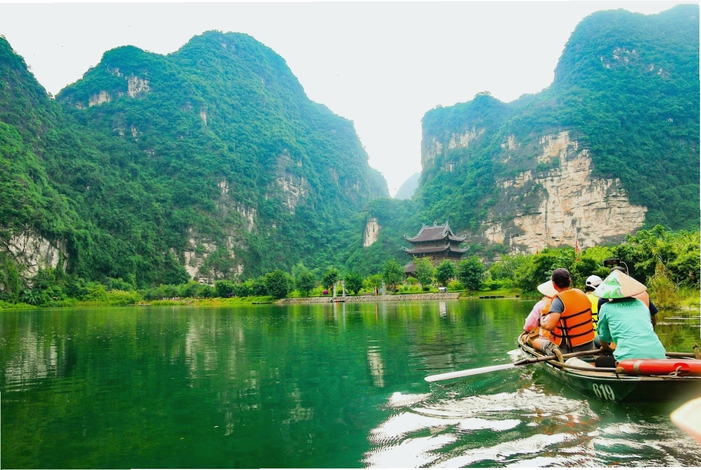 Tràng An - Quần thể danh thắng được UNESCO công nhận là Di sản Thế giới