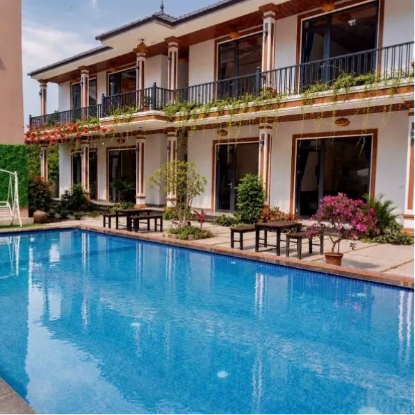 Trang An Sunny Garden Homestay với khu vườn xanh mát