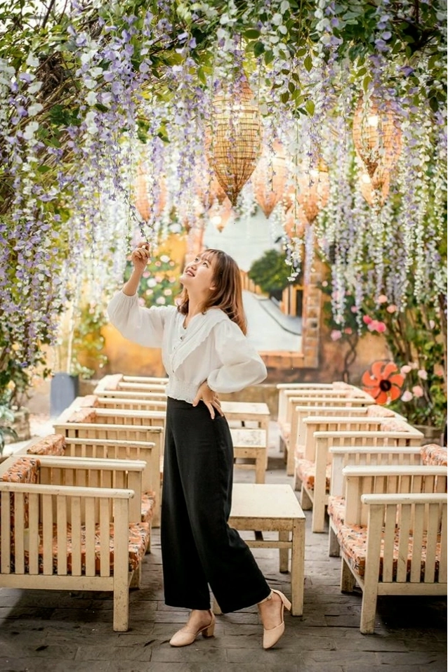 Trang trí nội thất tinh tế của Yên Cafe Đà Nẵng