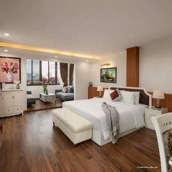 TrangTrang Luxury Hotel, khách sạn bình dân tại Hoàn Kiếm, Hà Nội
