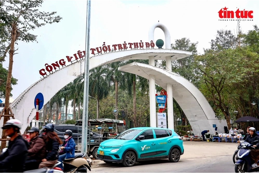 Triển lãm về nữ anh hùng Võ Thị Sáu tại công viên