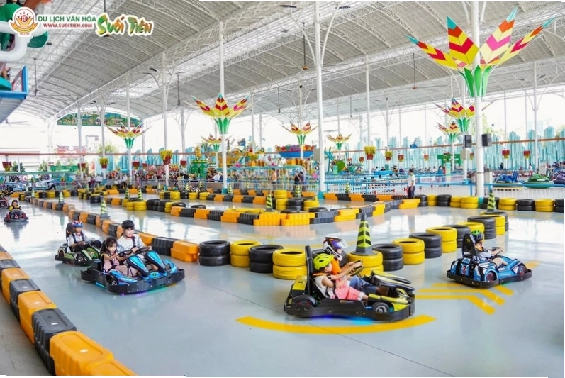 Trò chơi Go-kart tại Suối Tiên