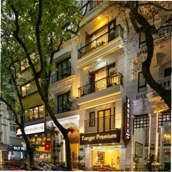Tunger Premium Hotel & Travel với không gian phòng được trang trí nhã nhặn