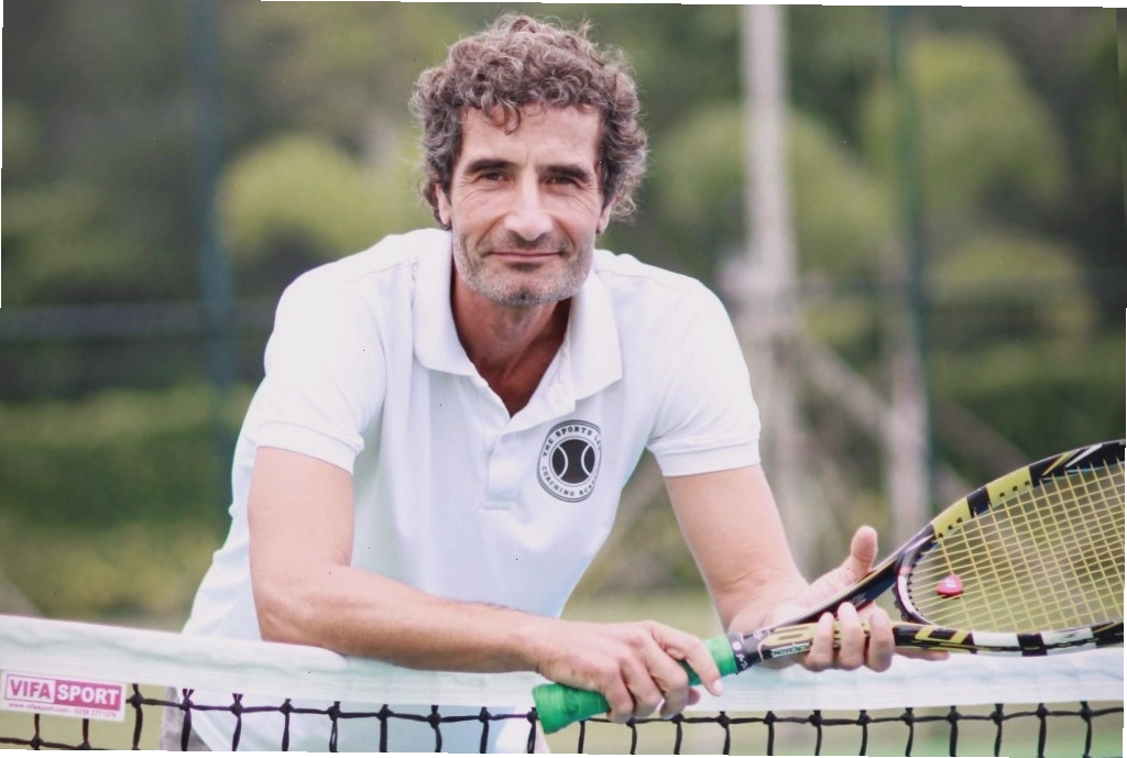 Vận động viên chơi tennis tại Fusion Resort & Villas Đà Nẵng