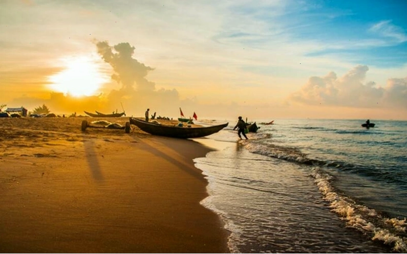 Vẻ đẹp hoang sơ của Biển Khai Long