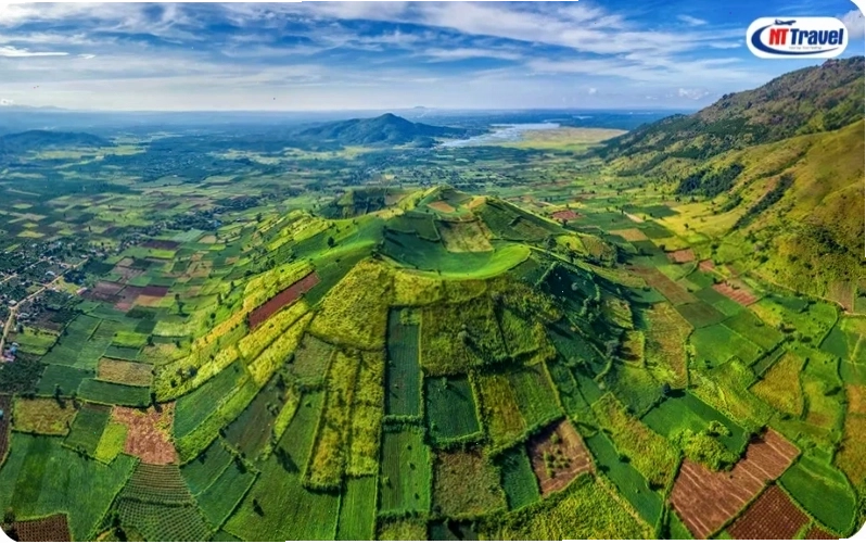 Vẻ đẹp hoang sơ của Núi lửa Chư Đăng Ya