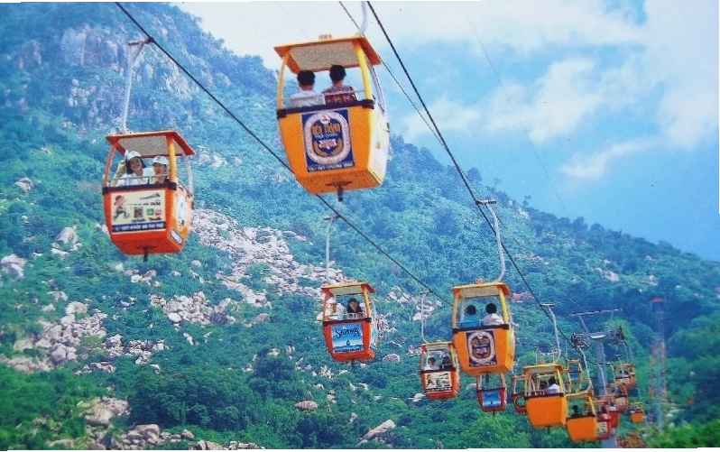 Vẻ đẹp rực rỡ của các loài hoa tại Đà Lạt Garden
