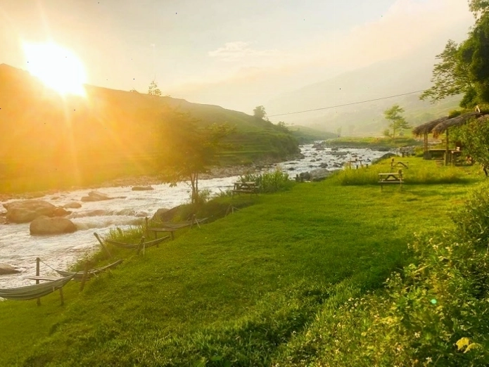 Vẻ đẹp thanh bình bên Suối Mường Hoa
