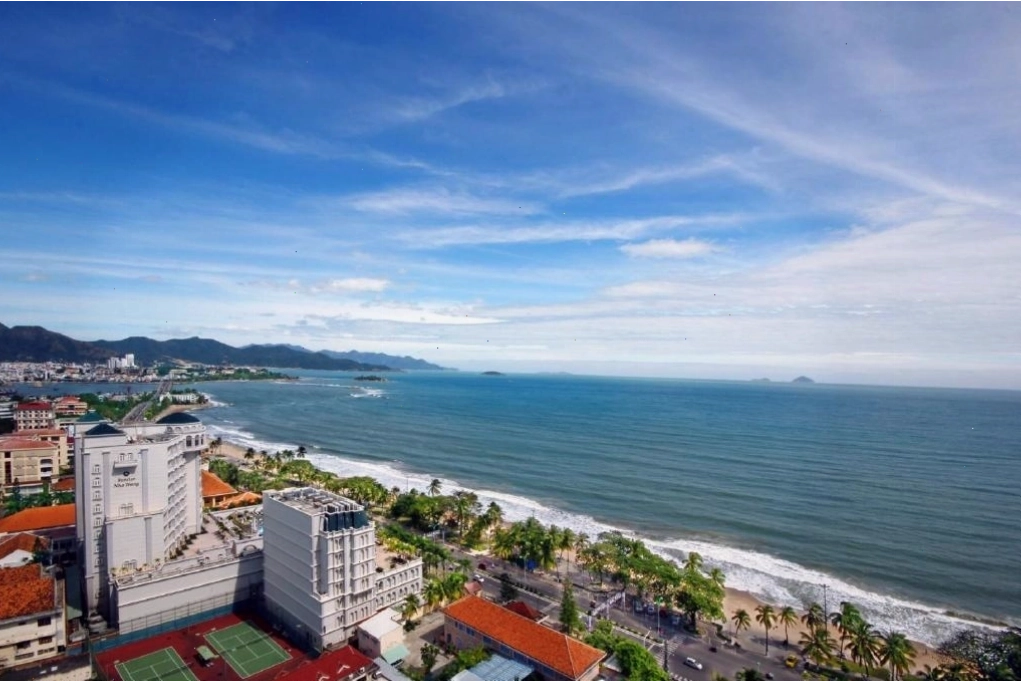 Vị trí lý tưởng của Khách sạn Palace Nha Trang gần biển và trung tâm thành phố