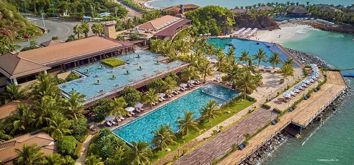 Vị trí thuận lợi của Amiana Resort Nha Trang