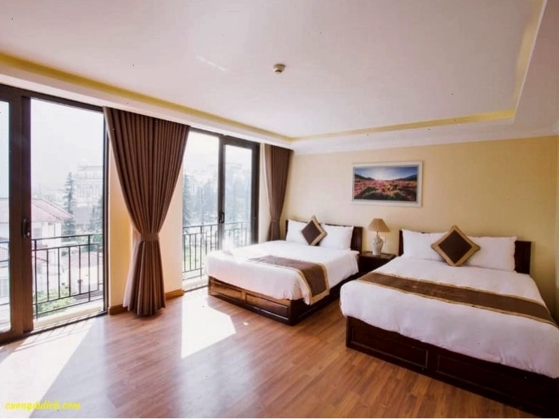 View ban công phòng khách sạn Sapa