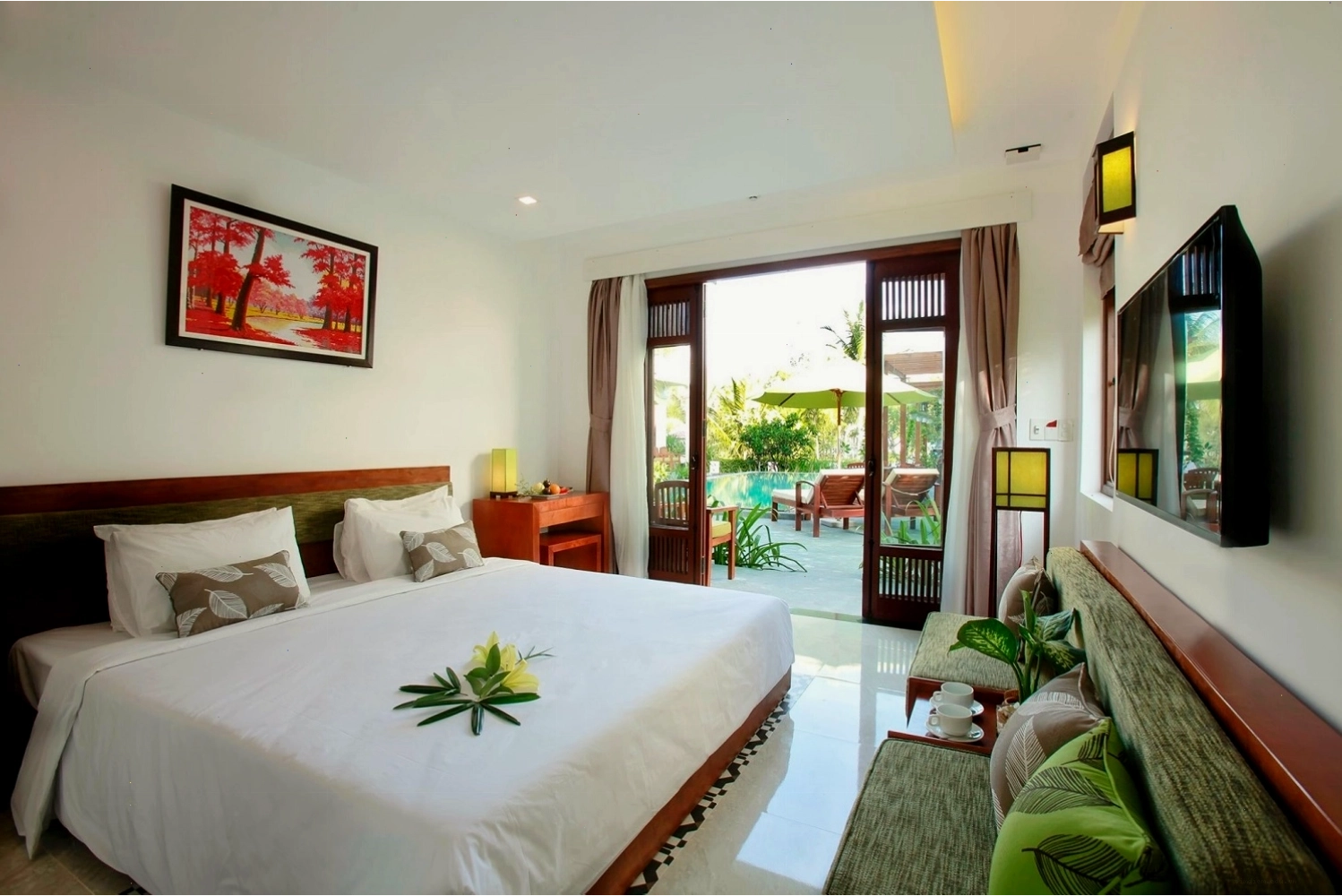 View sông thơ mộng từ phòng nghỉ Green Boutique Villa
