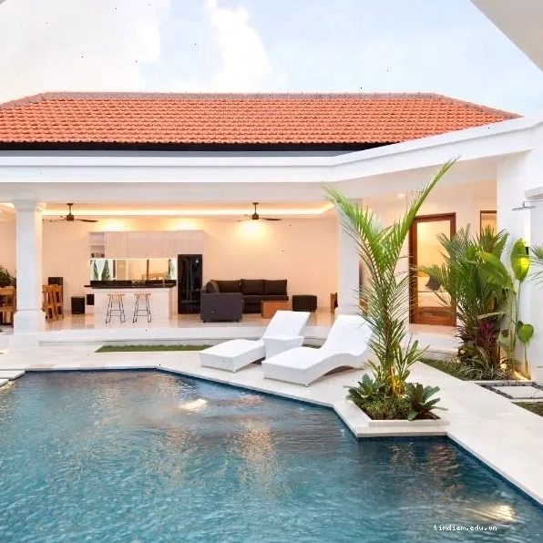 Villa Mia Seminyak với thiết kế hiện đại và hồ bơi trong xanh