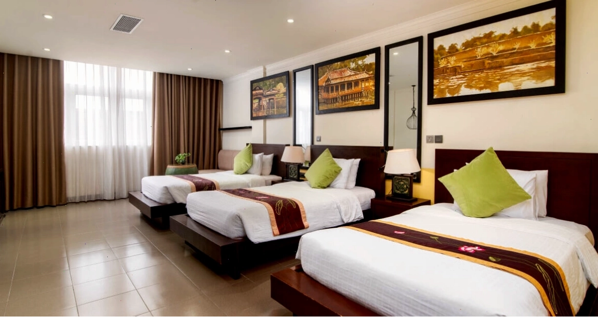 Villa Royal Superior Triple với phòng lớn